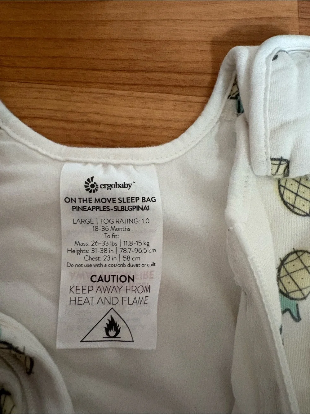 Ergobaby White Pineapple Print Sleep Sack